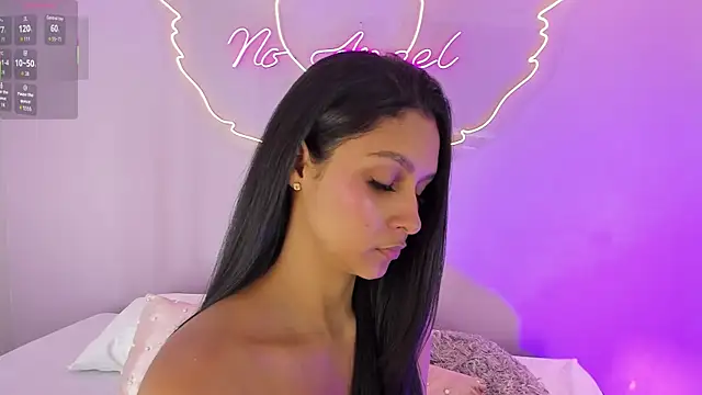 Snapshot of TalianaHernandez chatting on 28, 7, 2026 TalianaHernandez online show from 28, 7, 2026