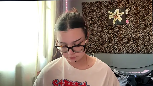 Snapshot of StellaCors chatting on 5, 8, 2026 StellaCors online show from 5, 8, 2026