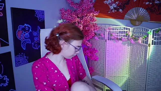 SeraphineDuskryn online show from 13, 7, 2026