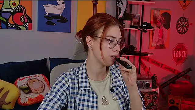 SeraphineDuskryn online show from 20, 7, 2026