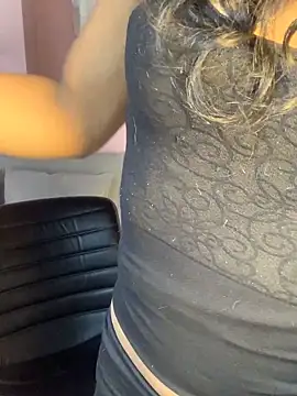 Tu Negrita Hot online show from 10, 6, 2026