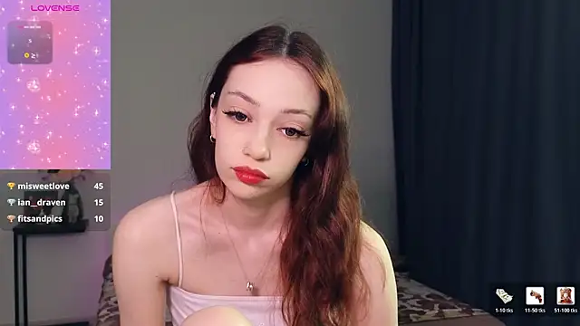 Snapshot of AyeHoney chatting on 18, 7, 2026 AyeHoney online show from 18, 7, 2026