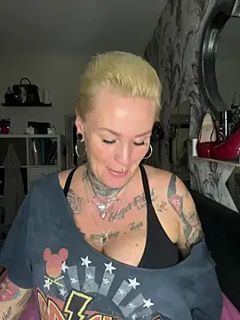 InkedMissLaBaehm online show from 2, 8, 2026
