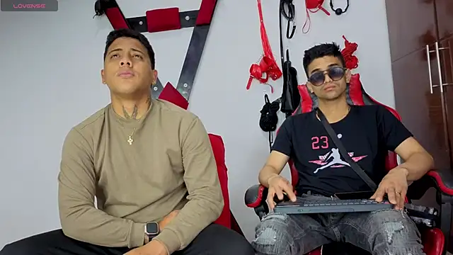 Alejandro and Deiby online show from 19, 6, 2026