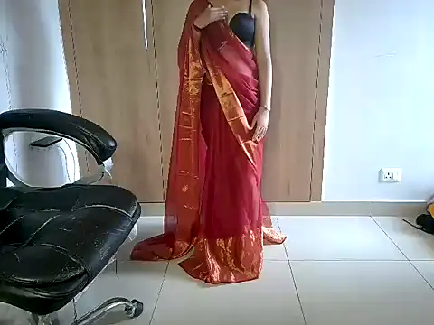 Snapshot of Sexynaina3 chatting on 29, 6, 2026 Sexynaina3 online show from 29, 6, 2026