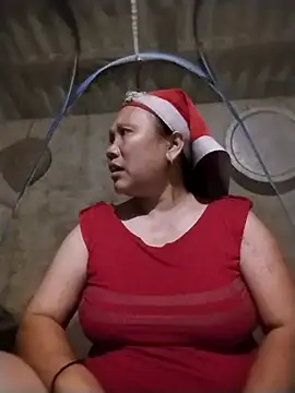 Snapshot of Chily-yy chatting on 27, 6, 2026 Chily-yy online show from 27, 6, 2026