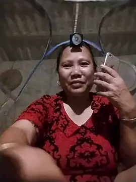 Snapshot of Chily-yy chatting on 12, 7, 2026 Chily-yy online show from 12, 7, 2026