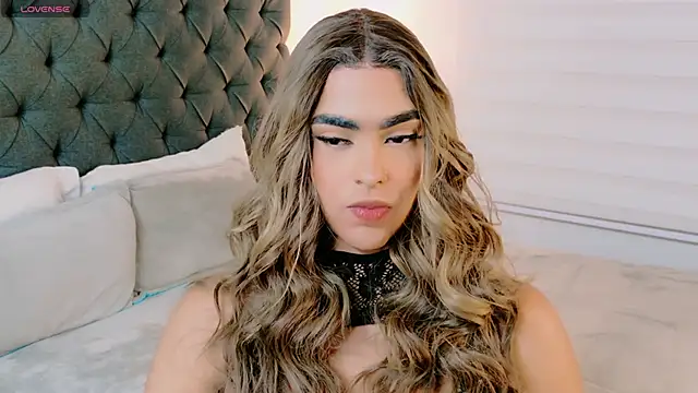 Snapshot of Scarlethvhonparker chatting on 27, 9, 2025 Scarlethvhonparker online show from 27, 9, 2025