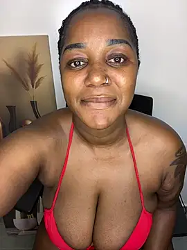 Snapshot of Honeylust26 chatting on 2, 7, 2026 Honeylust26 online show from 2, 7, 2026