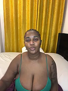 Snapshot of Honeylust26 chatting on 6, 7, 2026 Honeylust26 online show from 6, 7, 2026