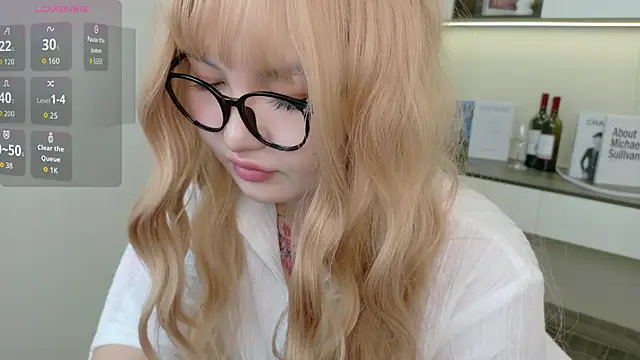 Snapshot of sakuraclover chatting on 20, 6, 2026 sakuraclover online show from 20, 6, 2026