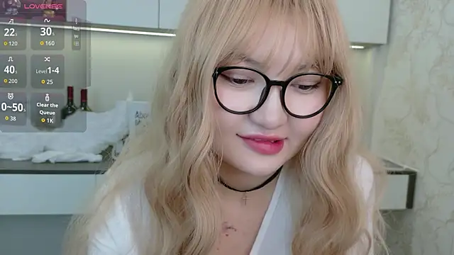 Snapshot of sakuraclover chatting on 10, 7, 2026 sakuraclover online show from 10, 7, 2026