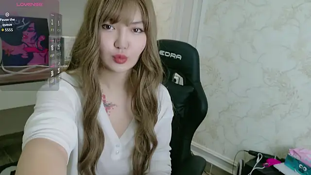 Snapshot of sakuraclover chatting on 26, 7, 2026 sakuraclover online show from 26, 7, 2026