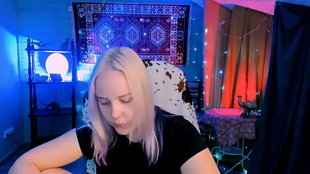 Snapshot of stellawatts chatting on 6, 8, 2026 stellawatts online show from 6, 8, 2026