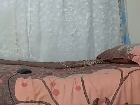 Bunnyxx01 online show from 28, 6, 2026