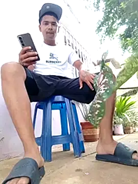 Snapshot of bradboy_Pigpisscum chatting on 20, 7, 2026 bradboy Pigpisscum online show from 20, 7, 2026