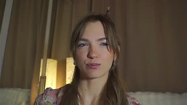 Snapshot of MarielRoloson chatting on 8, 7, 2026 MarielRoloson online show from 8, 7, 2026
