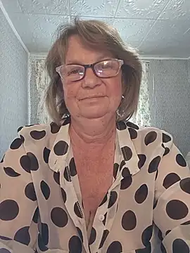 MilashkaCutie50 online show from 5, 8, 2026