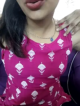 Snapshot of Ritika_jha01 chatting on 4, 8, 2026 Ritika jha01 online show from 4, 8, 2026