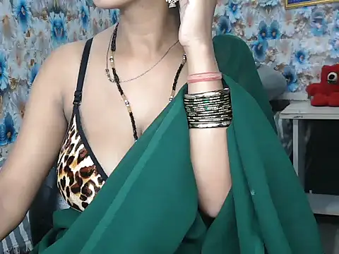 Snapshot of NottyMomo chatting on 31, 7, 2026 NottyMomo online show from 31, 7, 2026