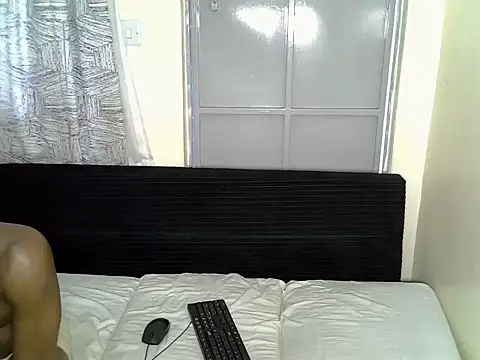 Snapshot of sassiejullie chatting on 30, 7, 2026 sassiejullie online show from 30, 7, 2026