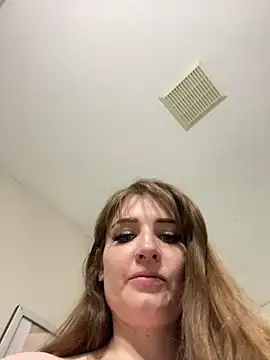 Snapshot of litty__x chatting on 15, 6, 2026 litty x online show from 15, 6, 2026