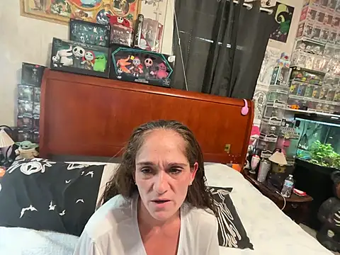 Snapshot of saralaw22 chatting on 15, 7, 2026 saralaw22 online show from 15, 7, 2026