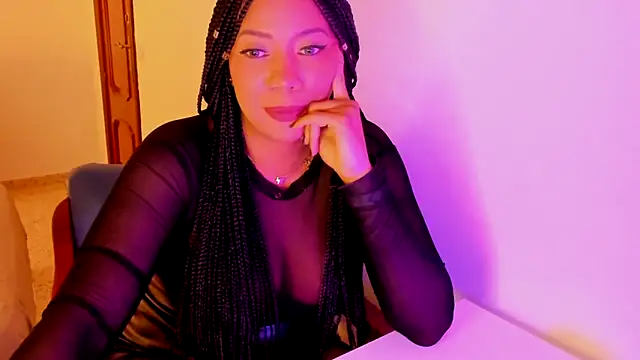 NicolePasqualott online show from 10, 10, 2025