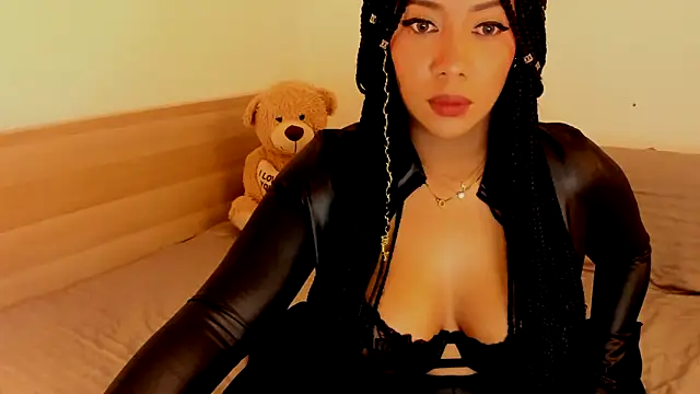 NicolePasqualott online show from 30, 10, 2025