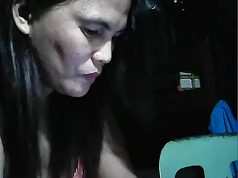 Snapshot of Scarletkiss01 chatting on 4, 8, 2026 Scarletkiss01 online show from 4, 8, 2026
