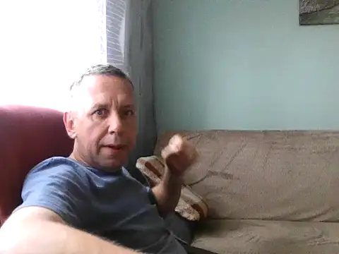 Snapshot of RafalekRozmarynowski81 chatting on 14, 6, 2026 RafalekRozmarynowski81 online show from 14, 6, 2026