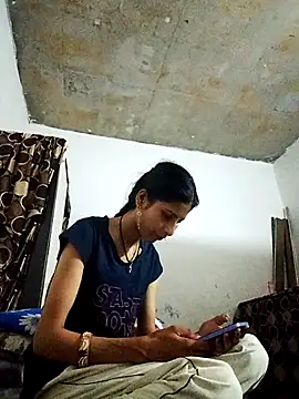 cutiegirlll online show from 25, 6, 2026