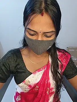 Snapshot of YALINITWO7_TAMIL chatting on 2, 7, 2026 YALINITWO7 TAMIL online show from 2, 7, 2026