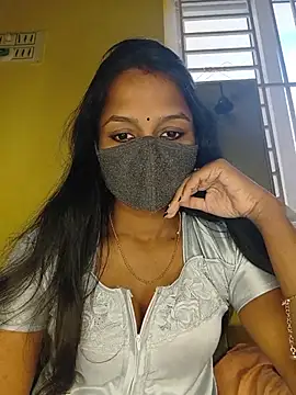 Snapshot of YALINITWO7_TAMIL chatting on 9, 7, 2026 YALINITWO7 TAMIL online show from 9, 7, 2026