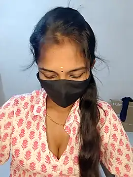 Snapshot of YALINITWO7_TAMIL chatting on 17, 7, 2026 YALINITWO7 TAMIL online show from 17, 7, 2026