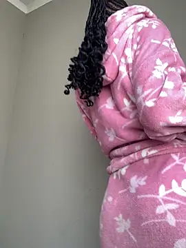 SEXY TOKYOx online show from 25, 7, 2026