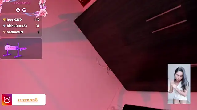 Snapshot of SUZZAN-R chatting on 14, 7, 2026 SUZZAN-R online show from 14, 7, 2026