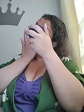  Saraqueen-- online show from 28, 6, 2026