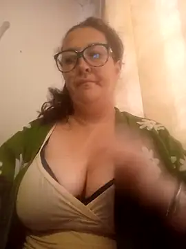  Saraqueen-- online show from 2, 8, 2026