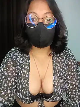 Snapshot of hottydisha chatting on 8, 7, 2026 hottydisha online show from 8, 7, 2026