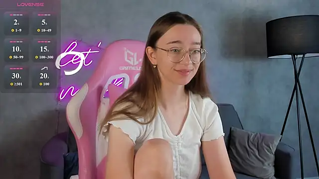 Snapshot of Lucy_Green chatting on 13, 7, 2026 Lucy Green online show from 13, 7, 2026
