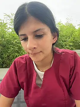 Mia Alanna online show from 21, 7, 2026