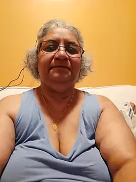 Snapshot of MistressRetribution chatting on 6, 7, 2026 MistressRetribution online show from 6, 7, 2026