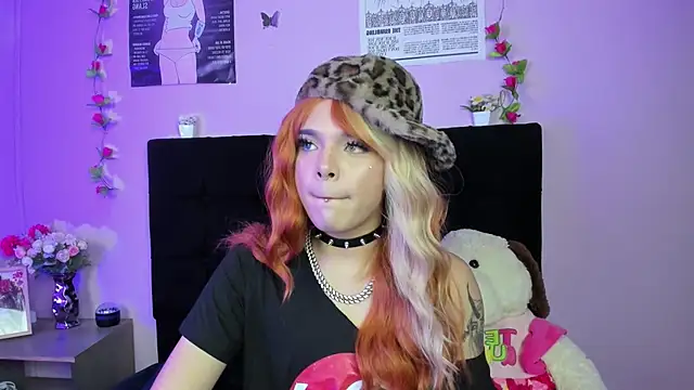 Makii XOXO online show from 15, 7, 2026