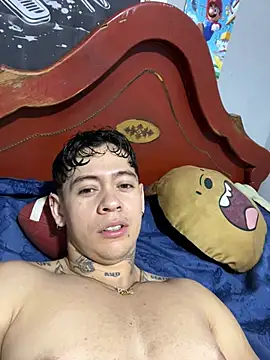Snapshot of ColombianSexyCouple_ chatting on 24, 6, 2026 ColombianSexyCouple online show from 24, 6, 2026
