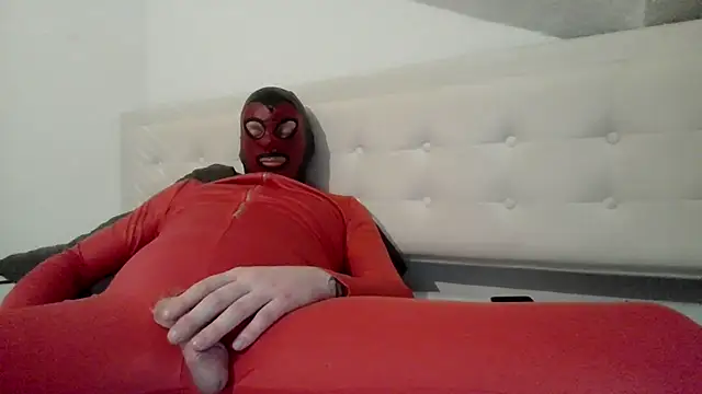 Snapshot of guccyros chatting on 26, 7, 2026 guccyros online show from 26, 7, 2026
