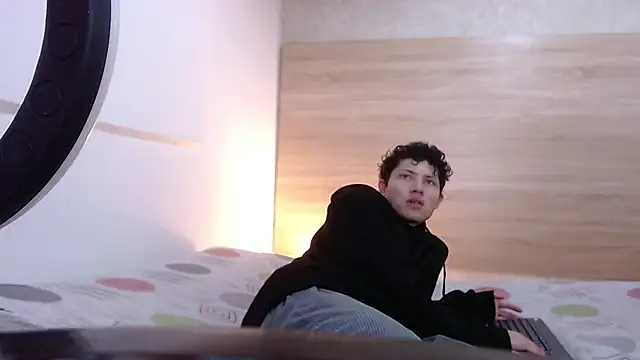 sashasalomefon online show from 12, 7, 2026