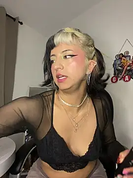 Snapshot of RebelKitty_ chatting on 3, 7, 2026 RebelKitty online show from 3, 7, 2026
