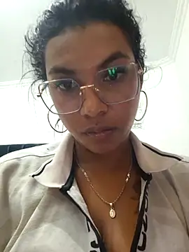 Snapshot of sophiagomezx chatting on 8, 7, 2026 sophiagomezx online show from 8, 7, 2026