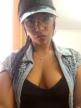 Snapshot of sophiagomezx chatting on 15, 7, 2026 sophiagomezx online show from 15, 7, 2026